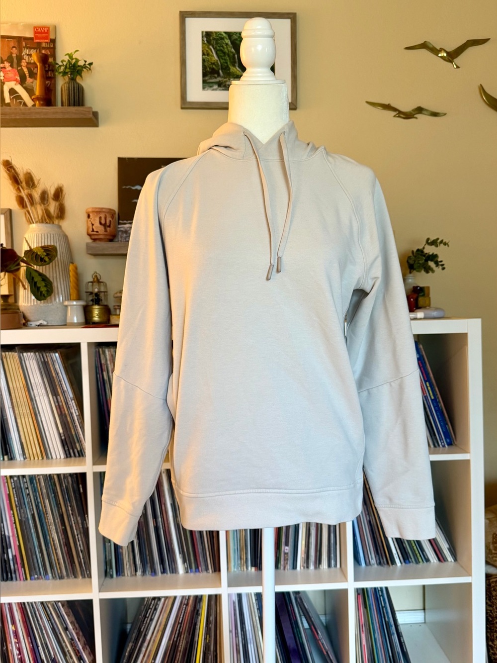 Men’s Size Small Lululemon City Sweat Beige Pullover Hoodie